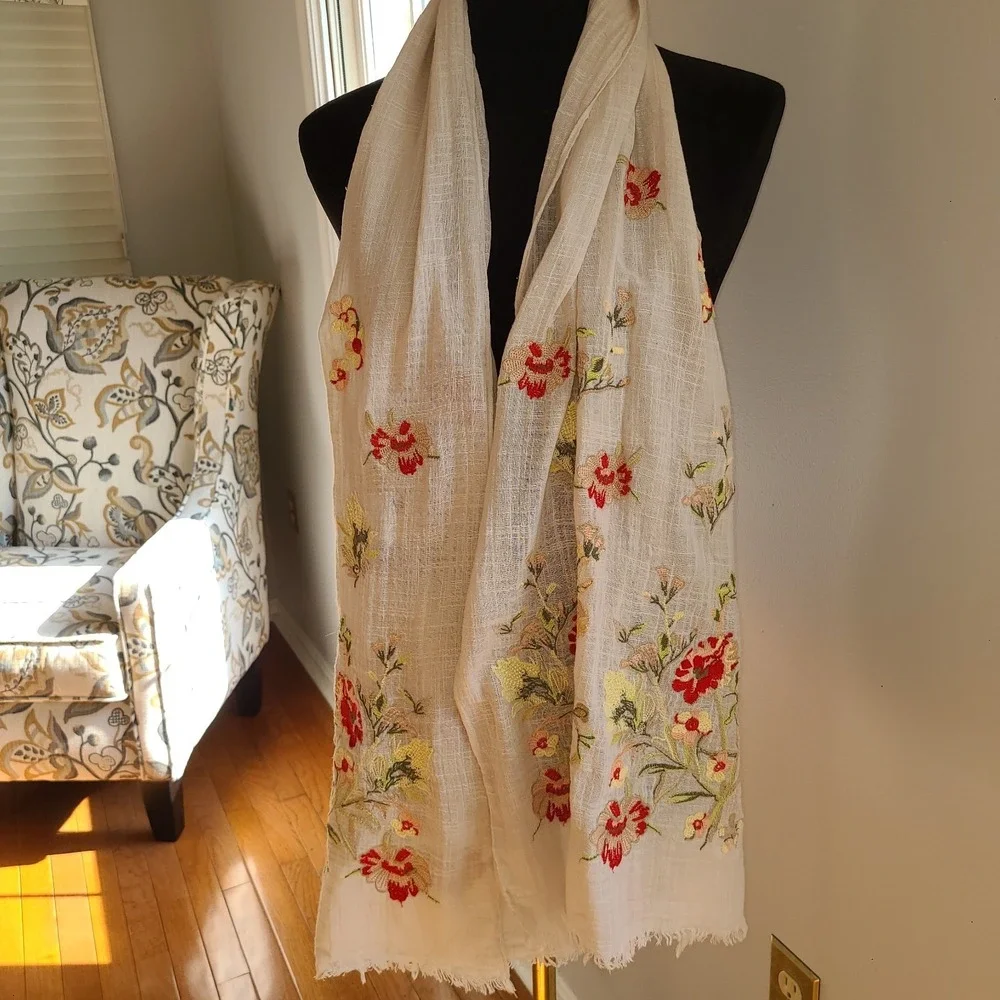 J.Jill Beige Pretty Embroidered Floral Scarf Garden Girl Country Club Western